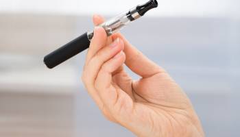 E-Cigs Remain Controversial for Quitting Smoking 