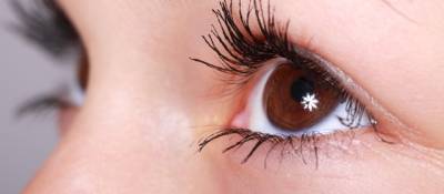 Early Ovary Removal Could Affect Your Eyes