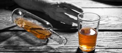 Nix That Nightcap — Alcohol May Disrupt Sleep